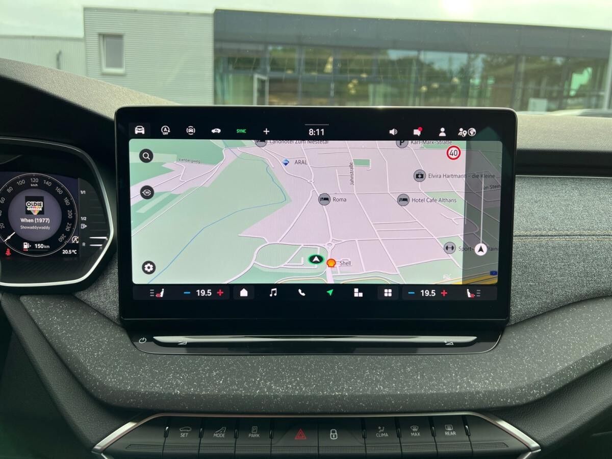 Skoda Octavia Combi Tour TDI DSG *NAVI*AHK*RFK*