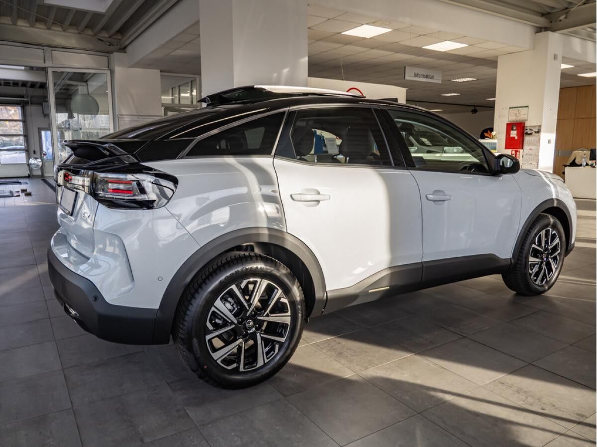 Citroën C4 Lim. 1.2 Max 145 mHEV KAMERA SSD NAVI ACC LED