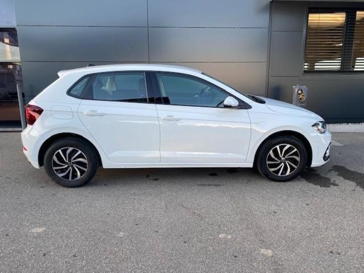 Volkswagen Polo 1.0 TSI LIFE KAMERA LED SHZ APPLE-CAR-PLAY