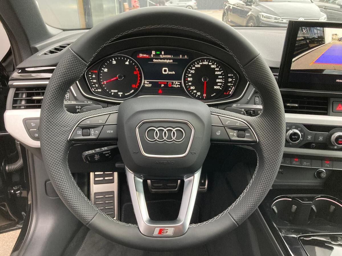 Audi A4 Avant 40 TDI quattro S line MMI AHK KAM MATRIX
