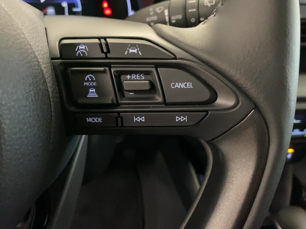 Toyota Yaris Teamplayer *Sofort Verfügbar*