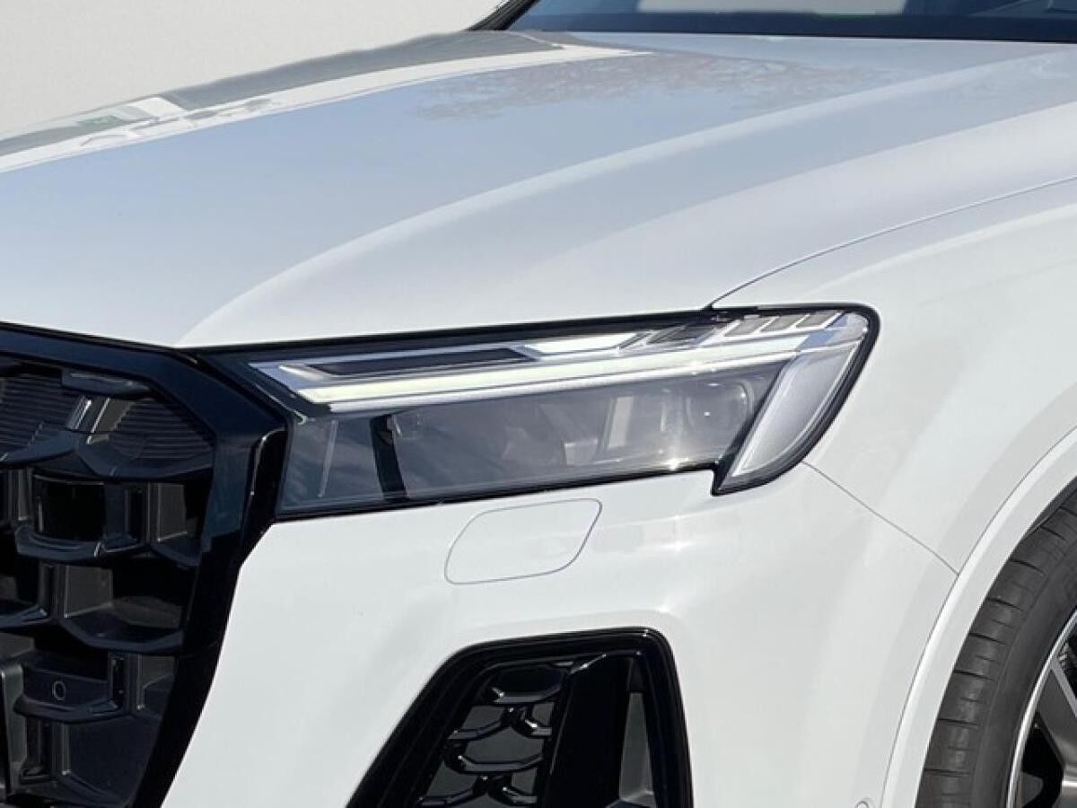 Audi Q7 S line 45 TDI quattro, 21 Zoll, AHK, Optikpaket Schwarz, Matrix, Head-Up, 8-Fach bereift