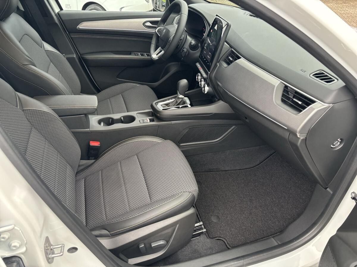 Renault Arkana TECHNO Mild Hybrid 140 EDC - sofort verfügbar -