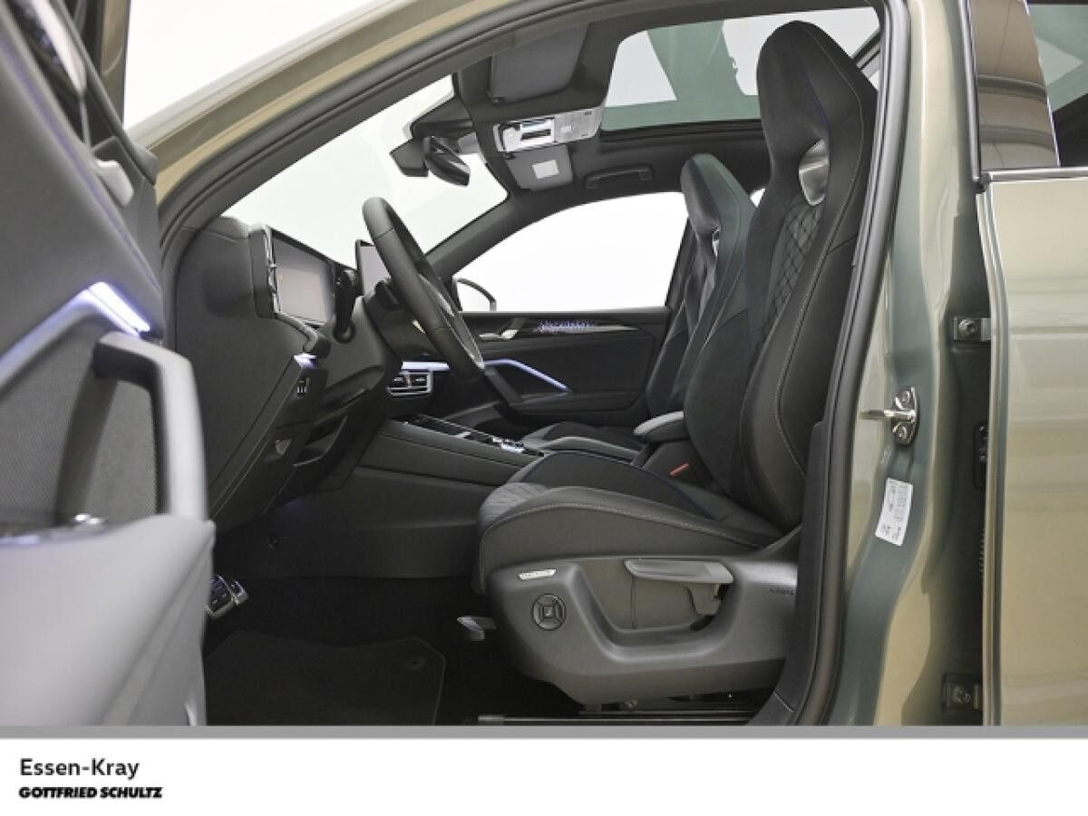 Volkswagen Tiguan R-Line 1 5 l eHybrid (Essen-Kray)