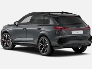 Audi Q3 SUV TFSI qu. S tr. Stdhzg PANO Matrix AHK HUD