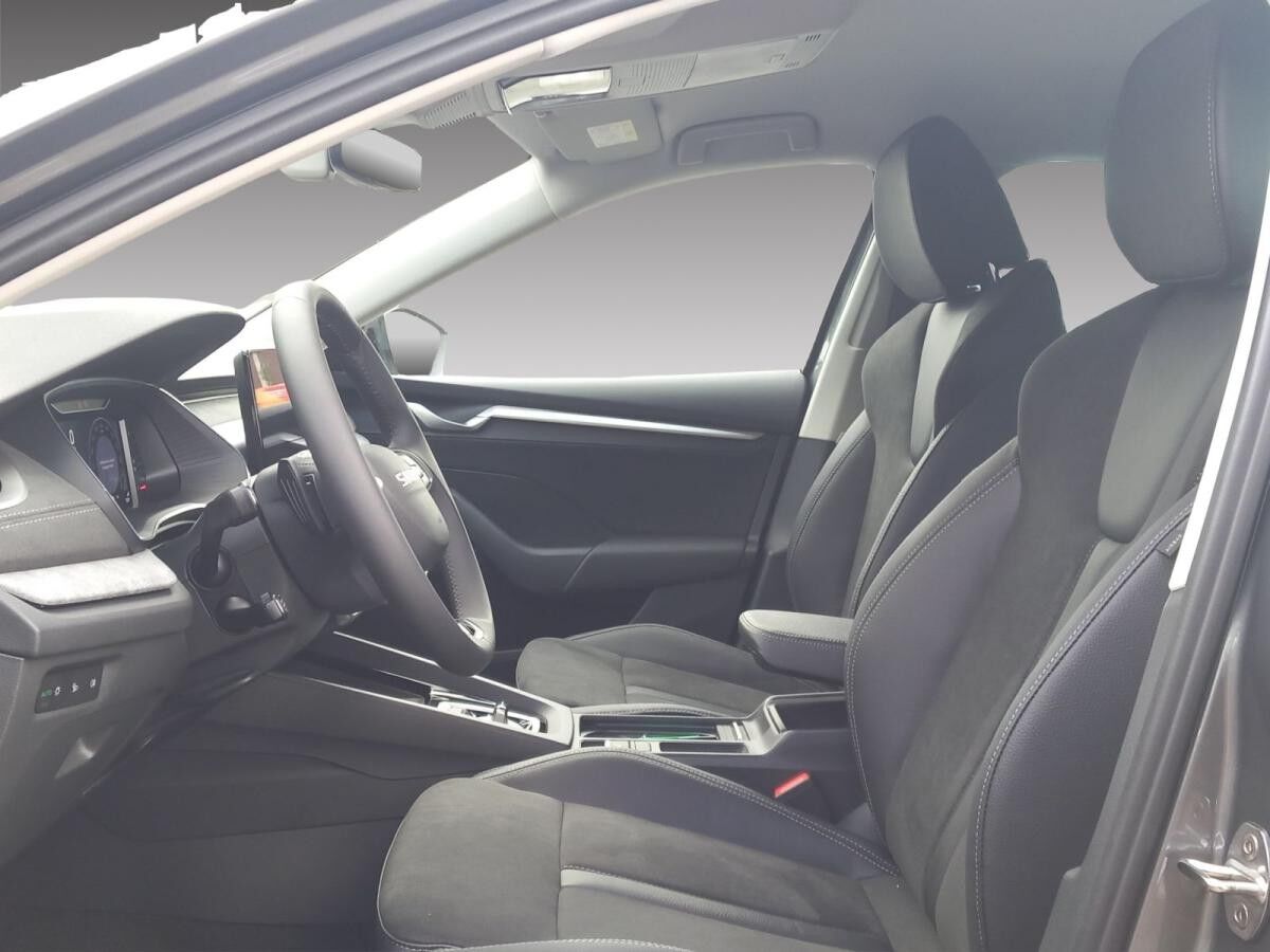 Skoda Octavia Combi Tour 2,0 TDI DSG *SHZ*KAMERA*LED*