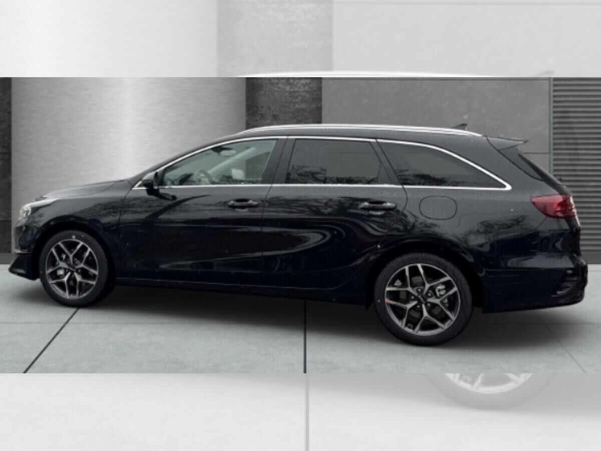 Kia Ceed SW 1.5T 48V DCT ULTIMATE Edition Style-Paket *BLACK WEEKS*