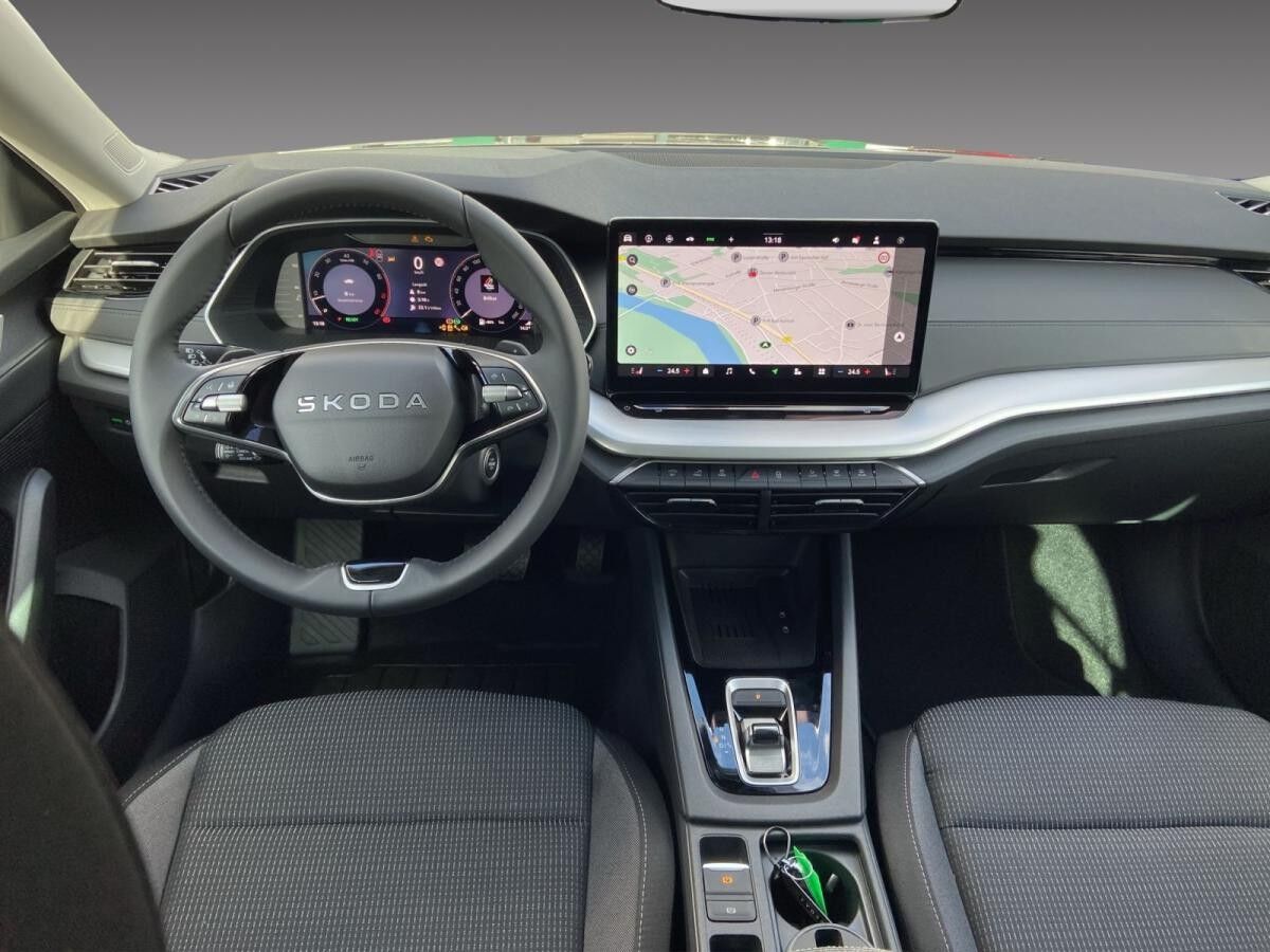 Skoda Octavia Combi Selection 1.5TSI DSG *SHZ*AHK*LED*