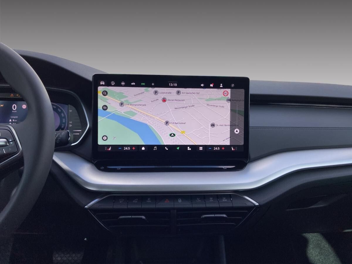 Skoda Octavia Combi Selection 1.5TSI DSG *SHZ*AHK*LED*