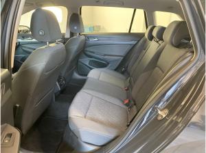 Volkswagen Golf VIII Variant 2.0 TDI Life *HuD*ACC*Navi