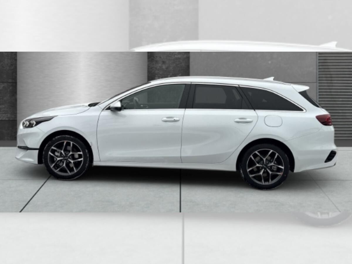 Kia Ceed SW 1.5T 48V DCT ULTIMATE Edition STYLE-Paket *BLACK WEEK*