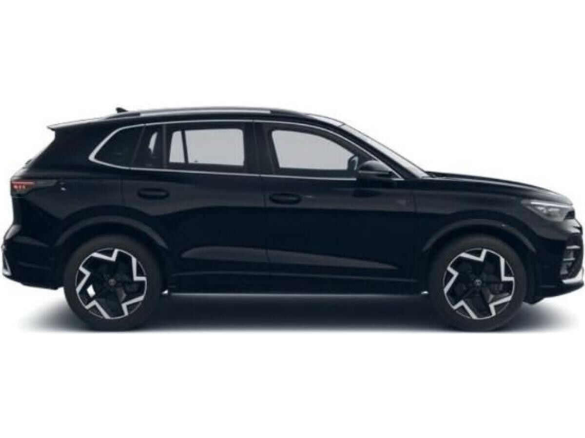 Volkswagen Tiguan R-Line 1.5 l eHybrid / NAVI