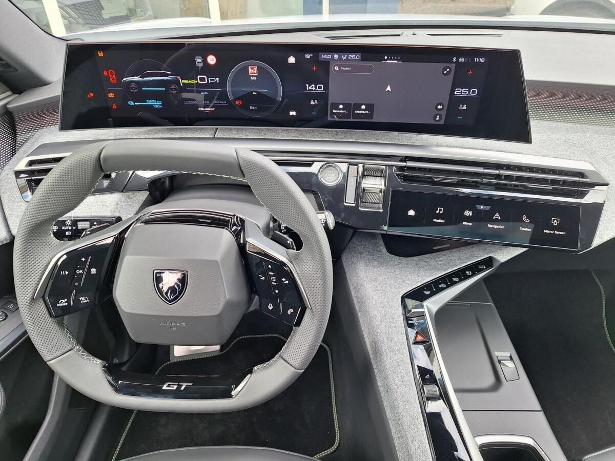 Peugeot 3008 Launch Edition Dual-Elektromotor 325 Allrad!!