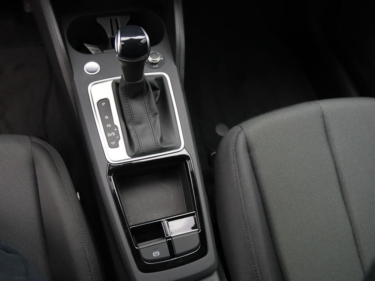 Audi Q2 advanced 35 TFSI S-tronic / Navi, Matrix, AHK