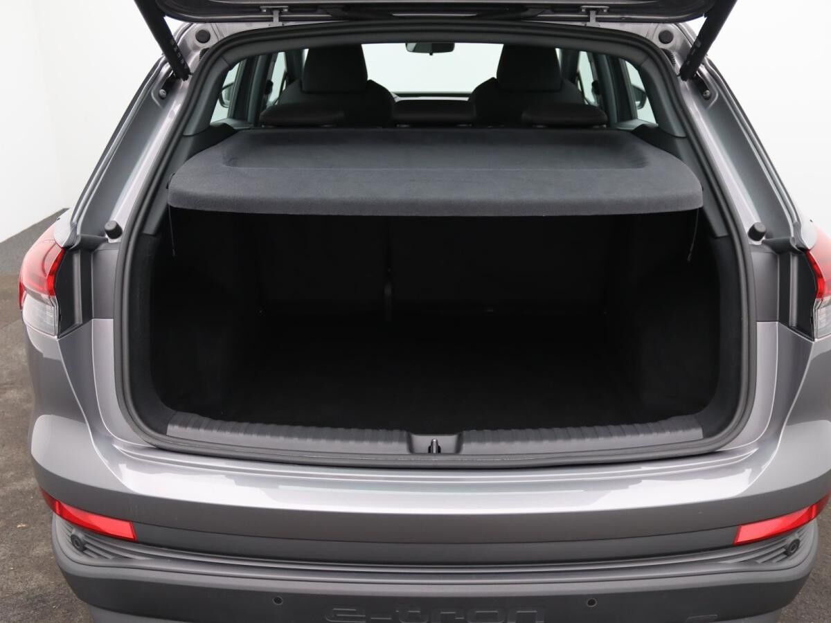 Audi Q4 e-tron 35 / MMI-Navi plus, ParkAssi, LED, RFK