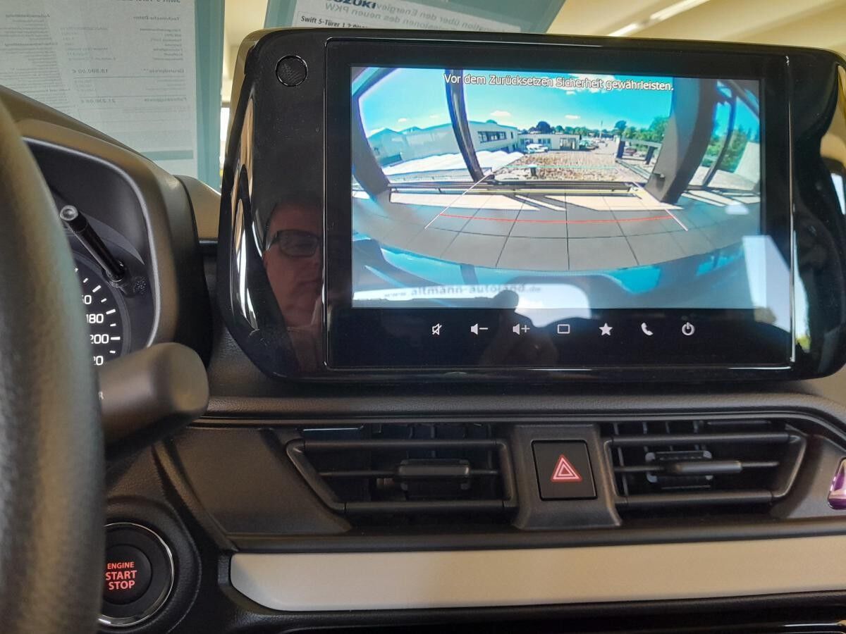 Suzuki Swift Club, Navi, Kamera, Keyless, sofort lieferbar !!!