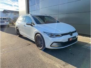 Volkswagen Golf VIII Variant 2.0 TDI DSG NAVI AHK KAM APP LED Volkswagen Golf VIII Variant 2.0 TDI DSG NAVI AHK KAM APP LED