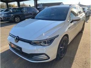 Volkswagen Golf VIII Variant 2.0 TDI DSG NAVI AHK KAM APP LED Volkswagen Golf VIII Variant 2.0 TDI DSG NAVI AHK KAM APP LED