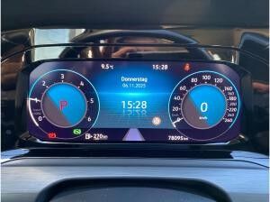 Volkswagen Golf VIII Variant 2.0 TDI DSG NAVI AHK KAM APP LED Volkswagen Golf VIII Variant 2.0 TDI DSG NAVI AHK KAM APP LED