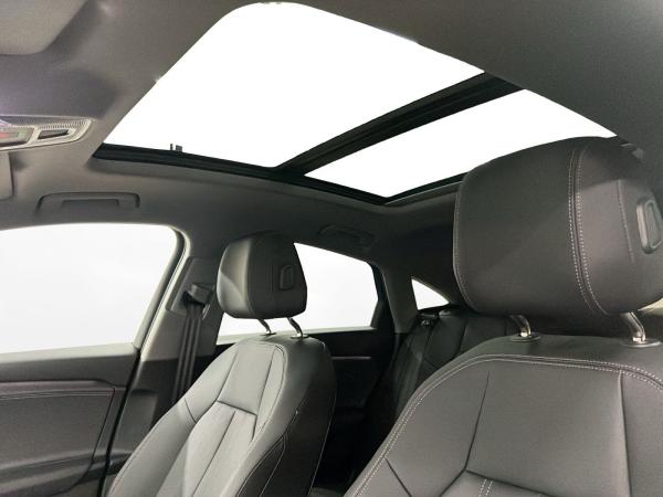 Audi e-tron Sportback performance AHK Pano LED LM 20" Navi ACC 360°