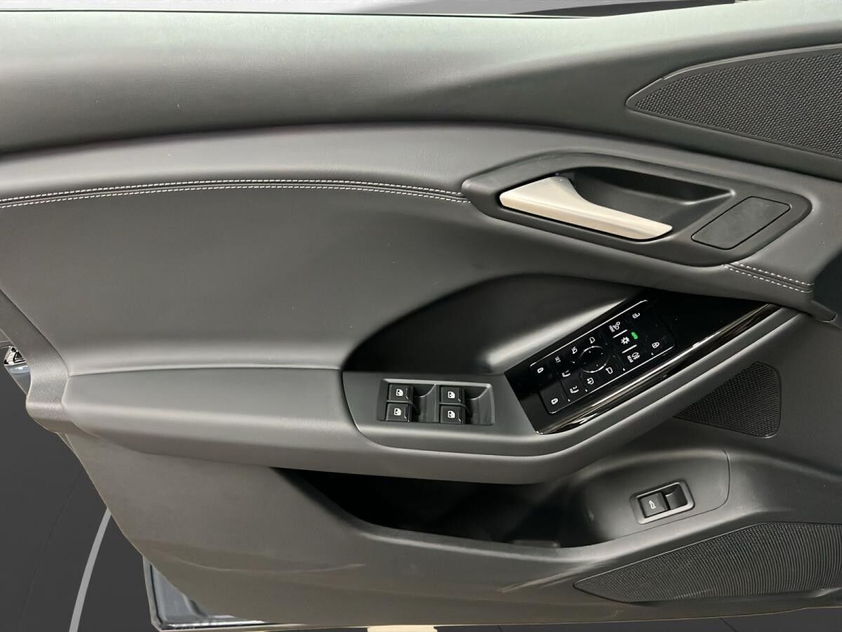 Audi e-tron Sportback performance AHK Pano LED LM 20" Navi ACC 360°