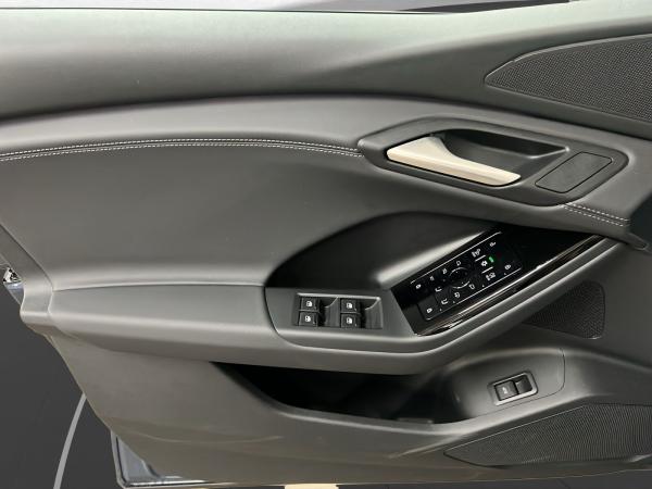 Audi e-tron Sportback performance AHK Pano LED LM 20" Navi ACC 360°