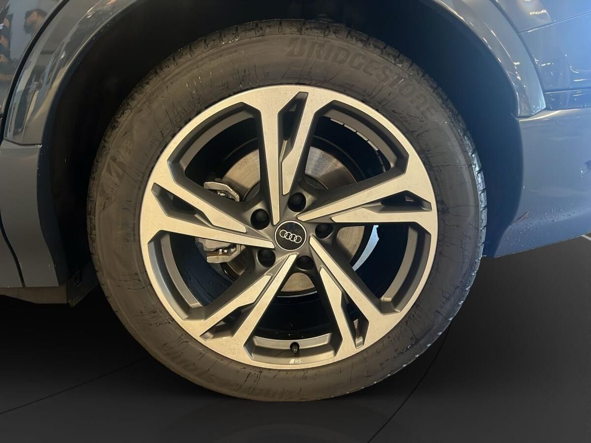 Audi e-tron Sportback performance AHK Pano LED LM 20" Navi ACC 360°