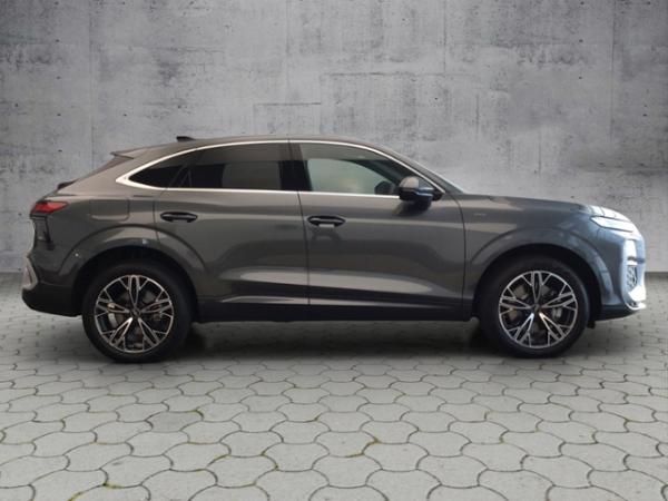 Audi Q3 Sportback e-hybrid S tronic