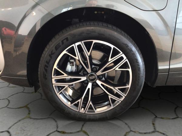 Audi Q3 Sportback e-hybrid S tronic