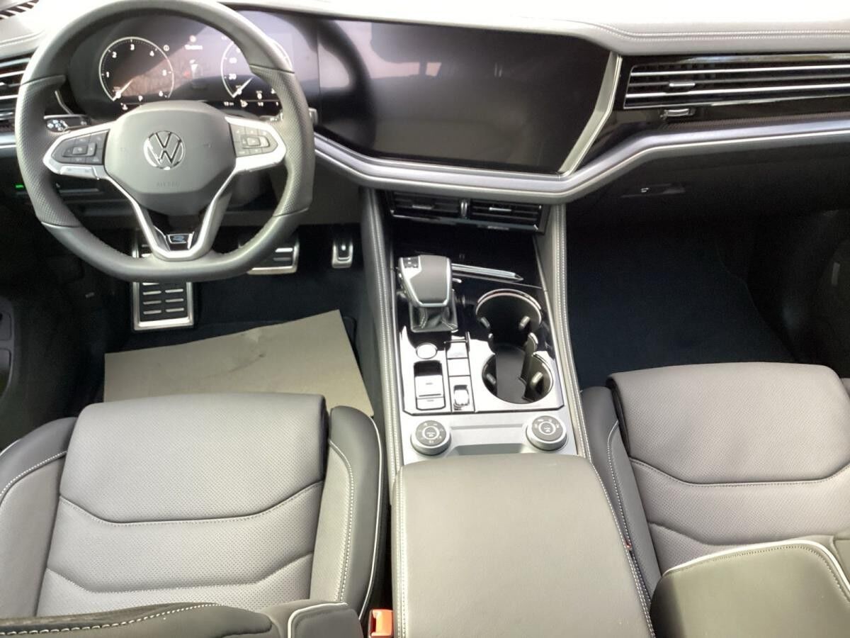 Volkswagen Touareg R-Line 3,0 l V6 TDI SCR 4MOTION 8-Gang (Tiptronic) "SOFORT VERFÜGBAR"