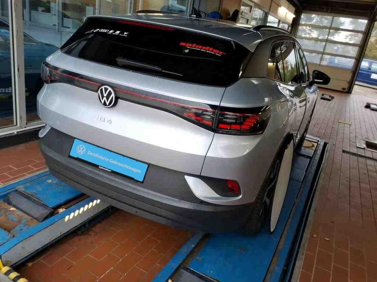 Volkswagen ID.4 Pro Performance/CCS, Matrix, AHK,360°Kamera