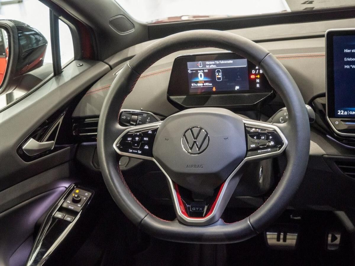 Volkswagen ID.4 GTX mit Entertainment-Paket 4Motion