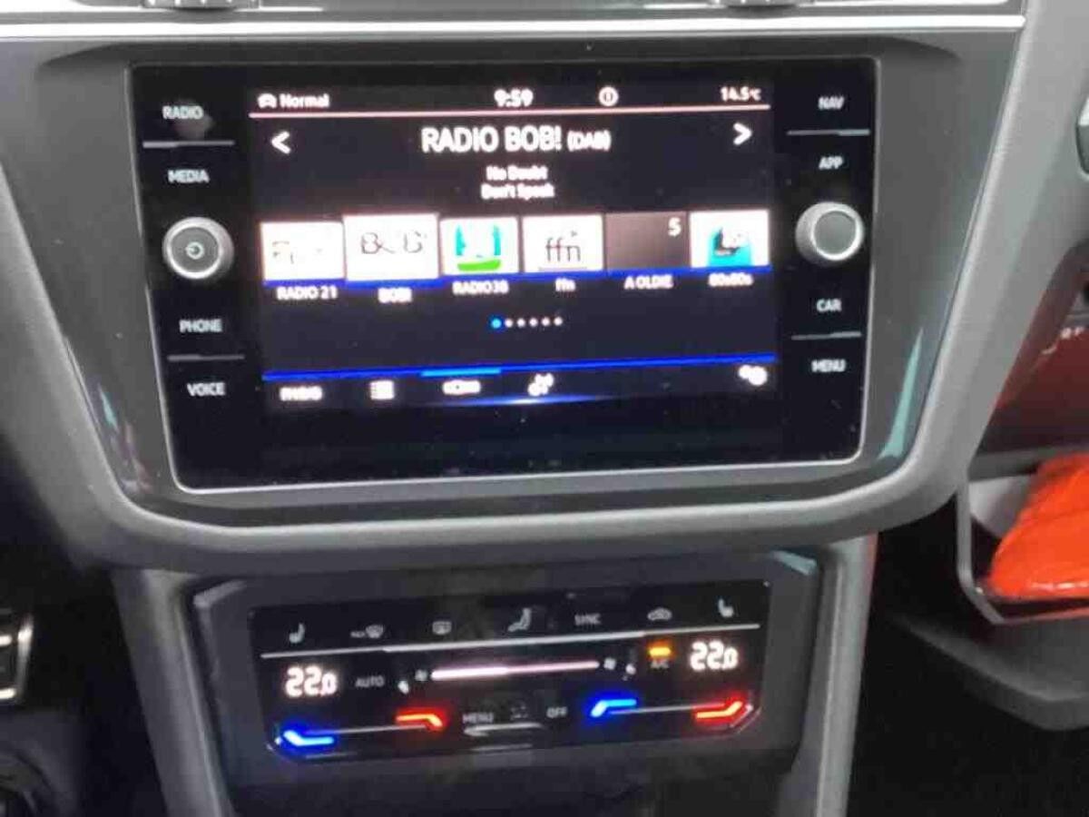 Volkswagen Tiguan Active 2.0TDI DSG/ Navi, Matrix, AHK, RFK