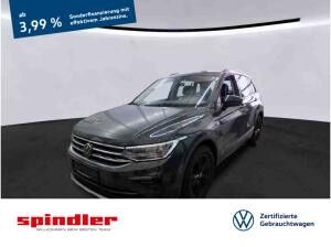Volkswagen Tiguan Urban Sport 1.5 TSI DSG / Navi, App, LED
