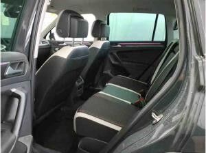 Volkswagen Tiguan Urban Sport 1.5 TSI DSG / Navi, App, LED