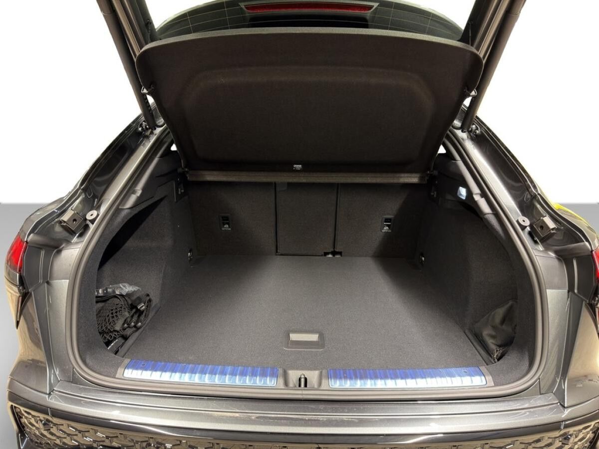 Audi Q3 Sportback TDI S tronic S line MATRIX*NAV*SHZ*ACC*PDC*360°*EL.HECKKL*TOTW*VIRTUAL*19"