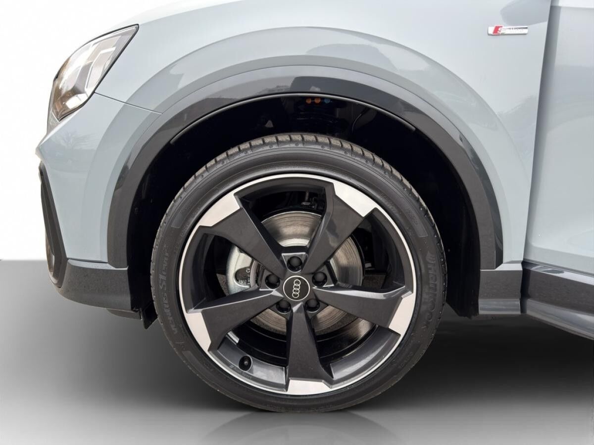 Audi Q2 S line 35 TFSI S tronic MATRIX*NAV*SHZ*PDC*KAMERA*TEMPO*EL.HECKKL*VIRTUAL*19"
