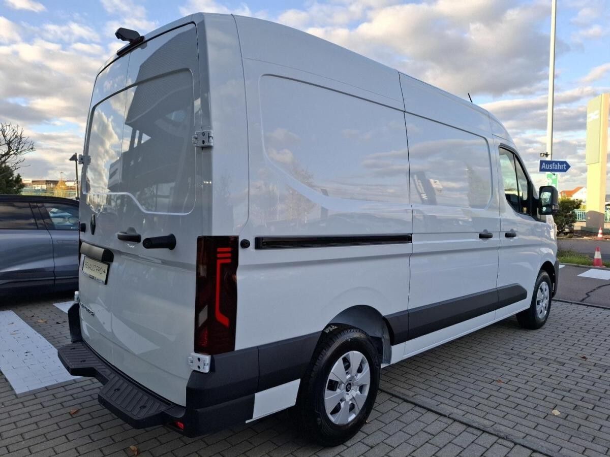 Renault Master Kasten Business L2H2 3,5t Blue dCi 130 mit Ganzjahresreifen - Sofort verfügbar!