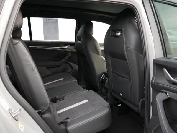 Skoda Kodiaq Kodiaq 2.0 TDI Sportline 4x4 7-Sitze Pano Memory *909*