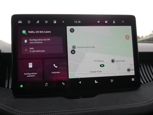 Skoda Superb Combi 2.0 TDI Sportline 4X4 AHK PANO MATRIX-LED *828*