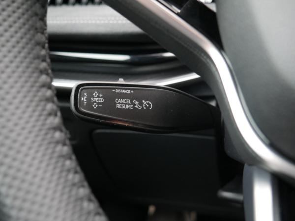 Skoda Superb Combi 2.0 TDI Sportline 4X4 AHK PANO MATRIX-LED *828*