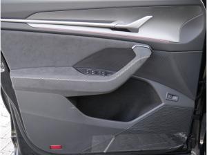 Skoda Kodiaq 2.0 TDI Sportline 4X4 LED MEMORY 7-SITZER *823* Skoda Kodiaq 2.0 TDI Sportline 4X4 LED MEMORY 7-SITZER *823*