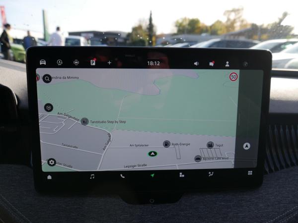 Skoda Superb Combi 2.0 TDI  4X4 Selection ACC HUD MATRIX-LED *859*