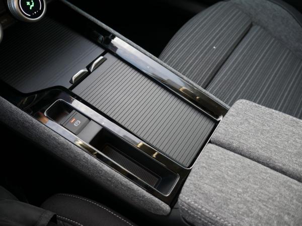 Skoda Superb Combi 2.0 TDI  4X4 Selection ACC HUD MATRIX-LED *859*