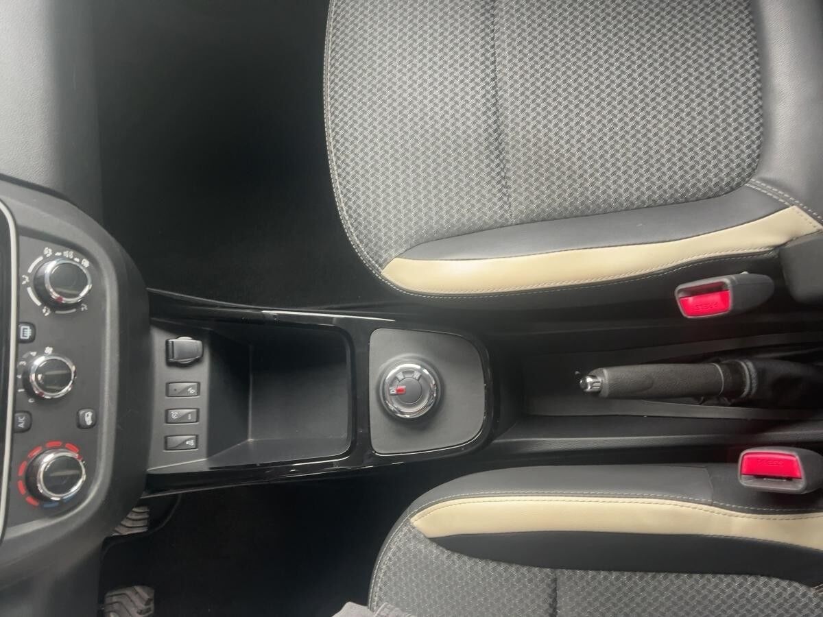 Dacia Spring Essential 45 CCS