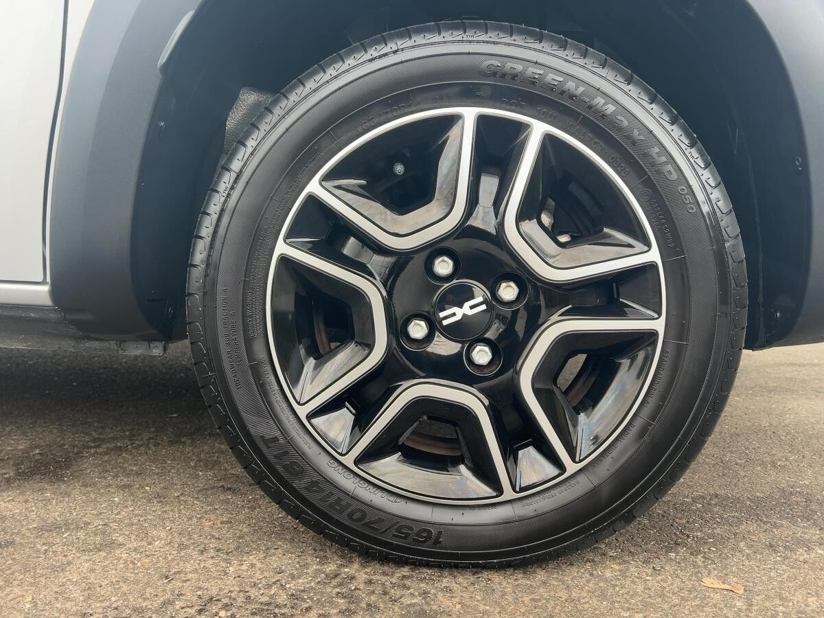 Dacia Spring Essential 45 CCS