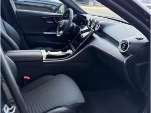 Mercedes-Benz C 200 T Avantgarde Digital-Light Ambiente AHK