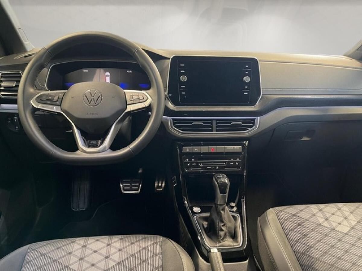 Volkswagen T-Cross R-Line 1.5 TSI 110kW DSG - IQ.DRIVE App-Connect Digital Cockpit AHK Kamera LM SHZ Navi PDC IQ.Light