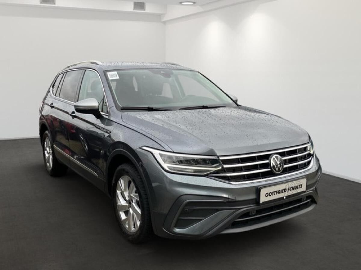 Volkswagen Tiguan Allspace Life 2.0 TDI DSG+18 Zoll+GJR+Navi+SHZ+ACC+7 Sitze+Kamera+LED+Digital Cockpit