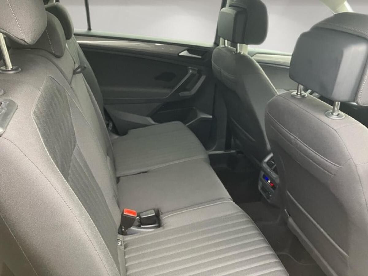 Volkswagen Tiguan Allspace Life 2.0 TDI DSG+18 Zoll+GJR+Navi+SHZ+ACC+7 Sitze+Kamera+LED+Digital Cockpit